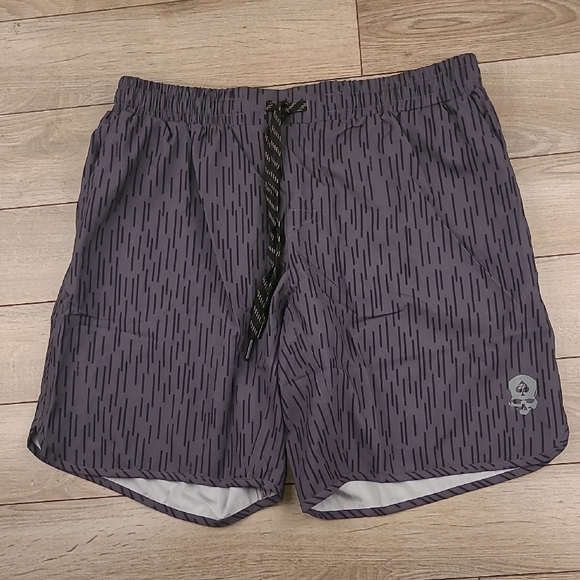 ZERO FOXTROT Grey Black Striped Military XL 9" Mens Athletic Workout Shorts NWOT - Picture 1 of 5